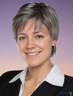 Short Grey Wavy Synthetic Wigs for Seniors – Lightweight Capless Style