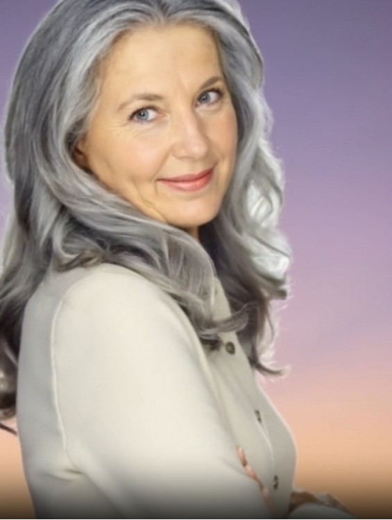 16 Inch Shoulder Length Wavy Grey Lace Front Human Hair Wig – Remy Hair for Natural Look